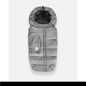 7am enfant revolution - Gray Quilted Puffer Baby Footmuff